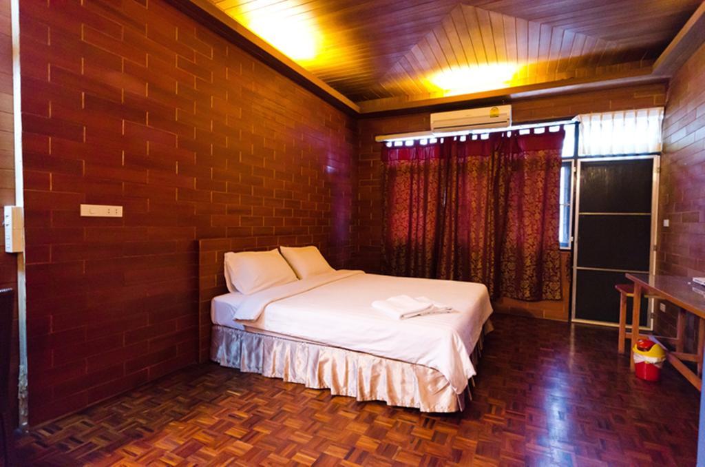 Eight Plus Hotel بانكوك المظهر الخارجي الصورة